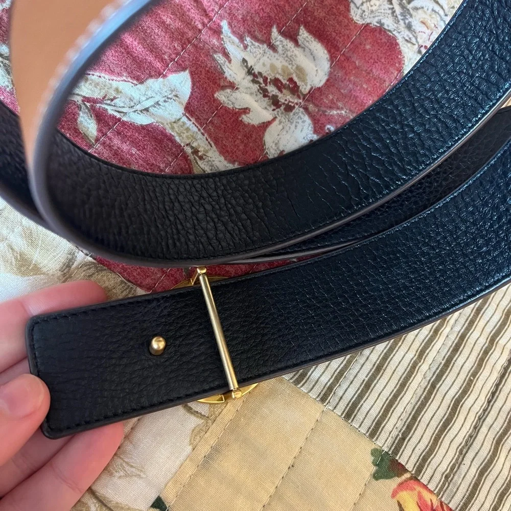 EUC Reversible Tory Burch Miller Belt Tan and Black Gold Logo - Picture 4 of 9